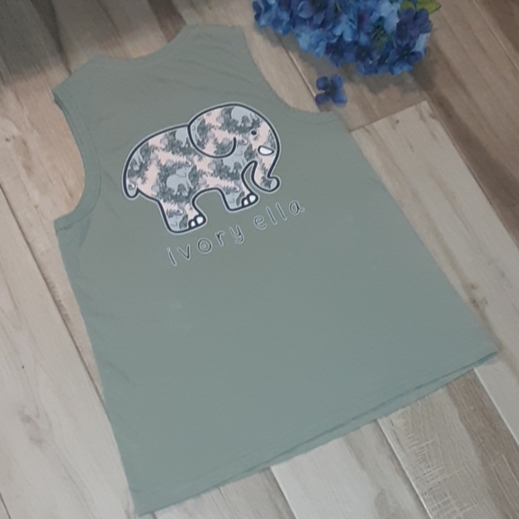 Women’s Ivory Ella Duck Green Tank Top - Picture 5 of 7